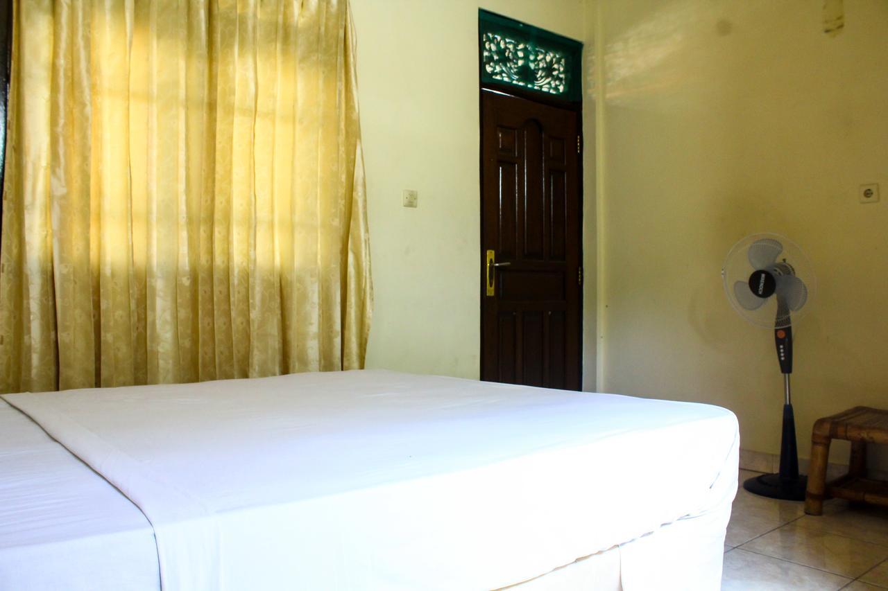 Lolo Beach Inn Legian Zewnętrze zdjęcie