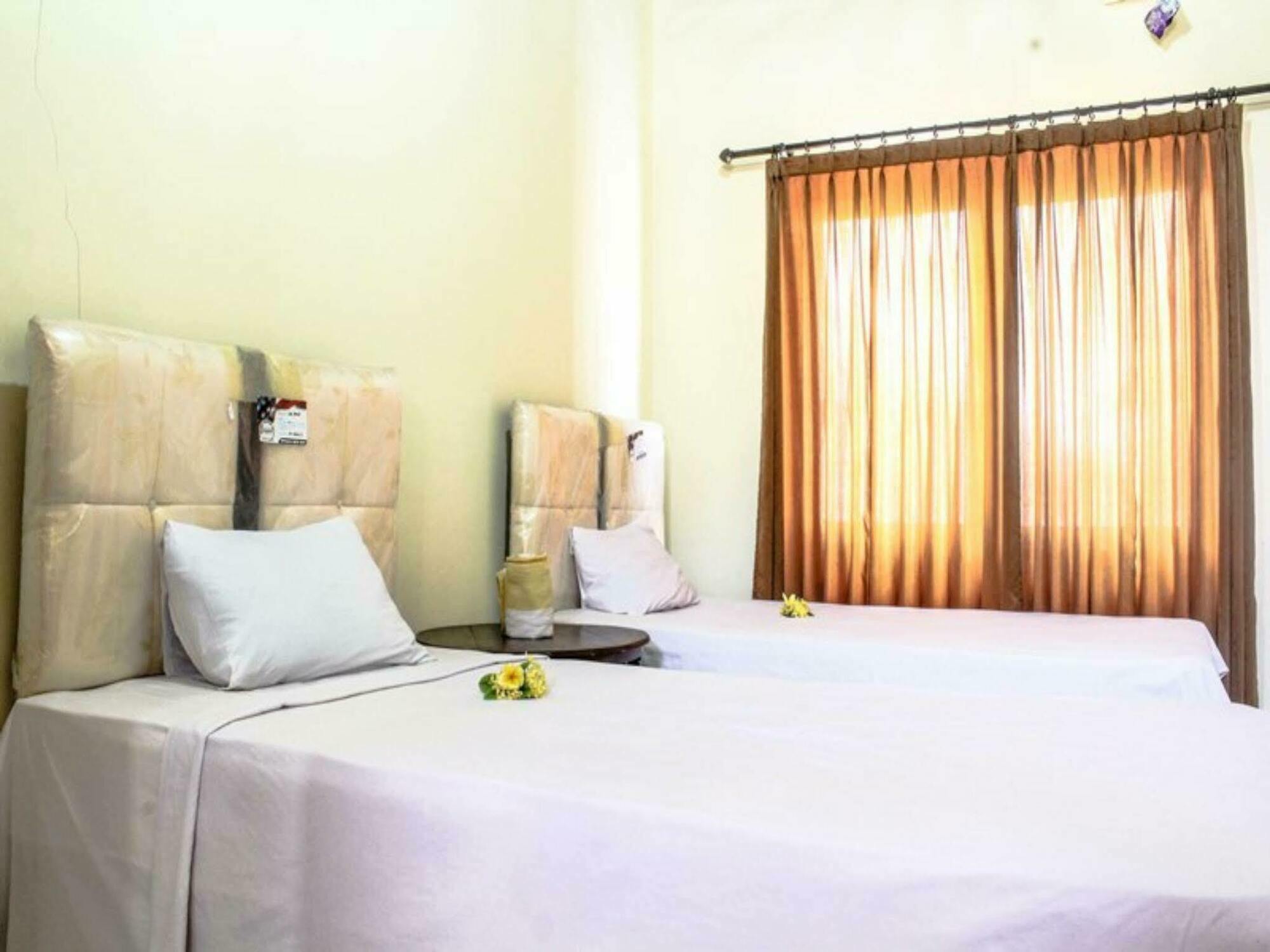 Lolo Beach Inn Legian Zewnętrze zdjęcie