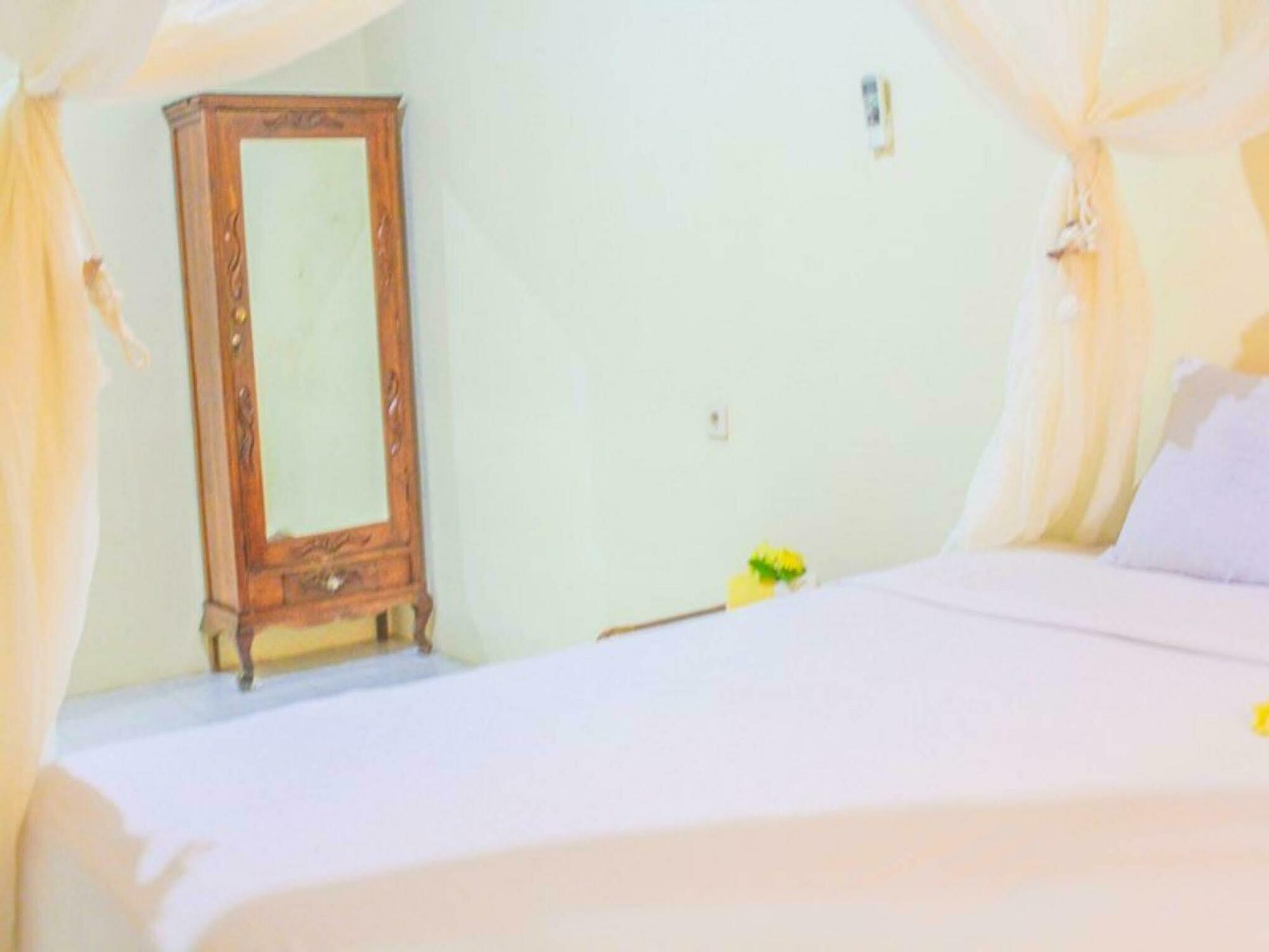 Lolo Beach Inn Legian Zewnętrze zdjęcie