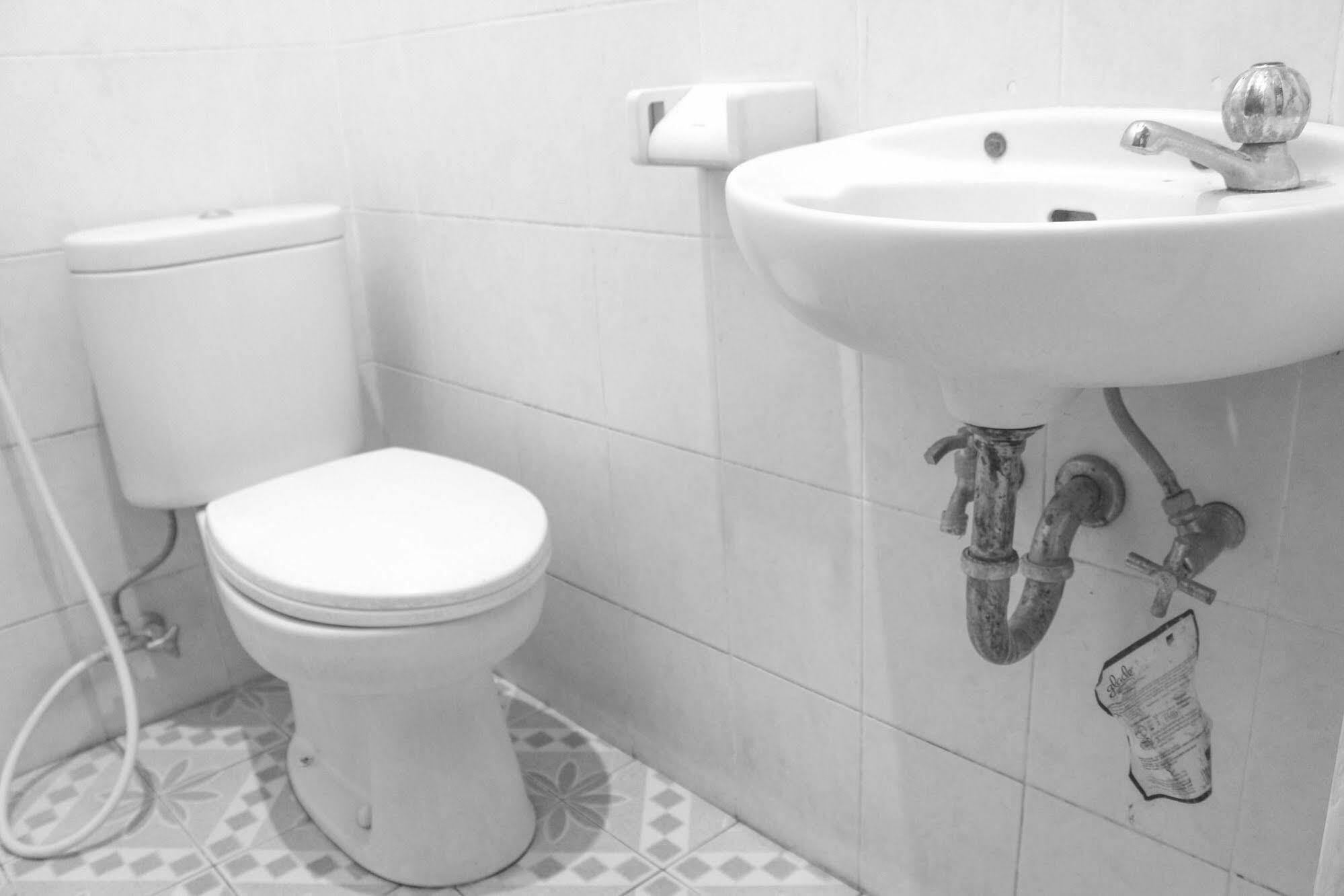 Lolo Beach Inn Legian Zewnętrze zdjęcie