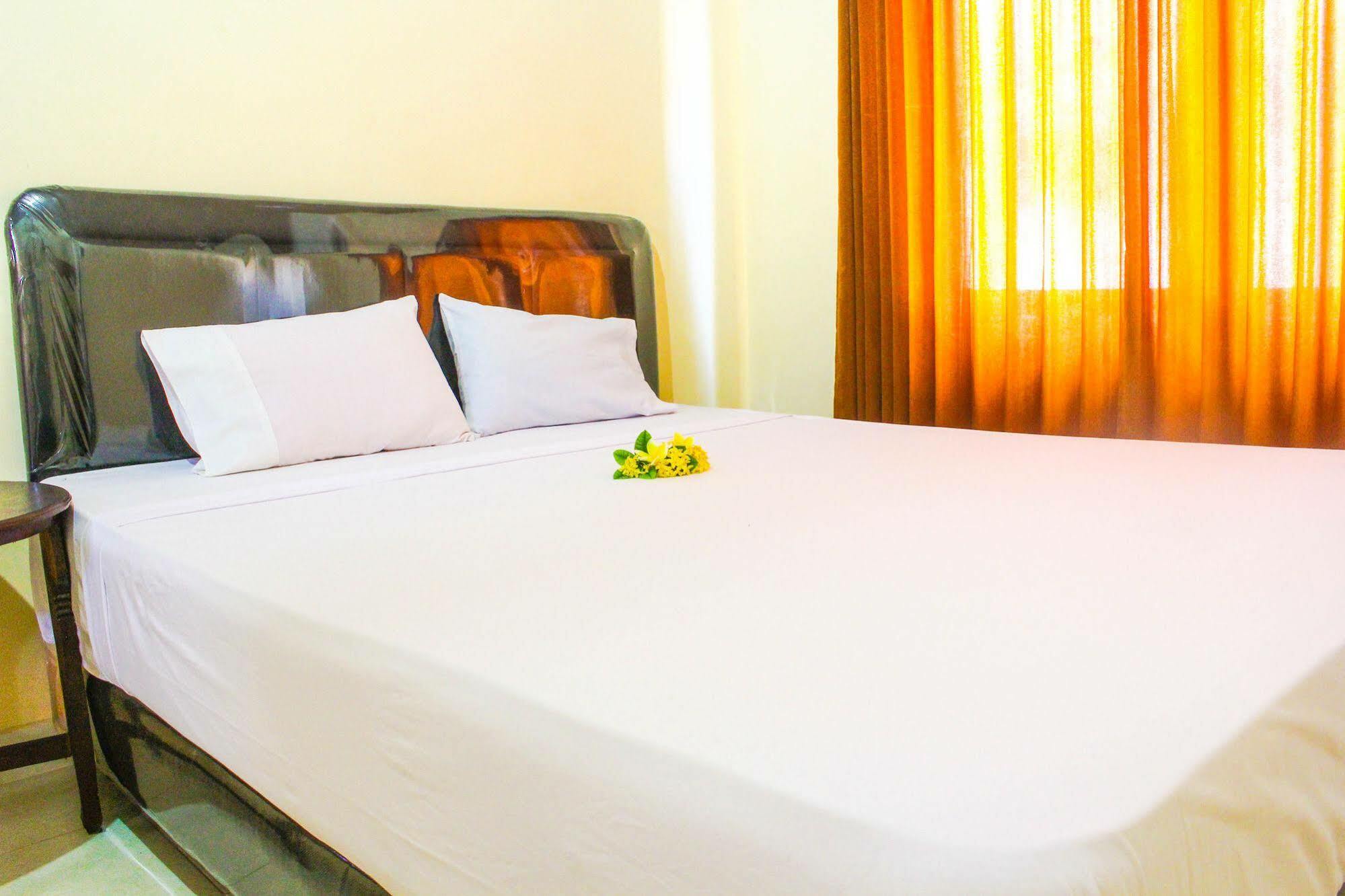 Lolo Beach Inn Legian Zewnętrze zdjęcie