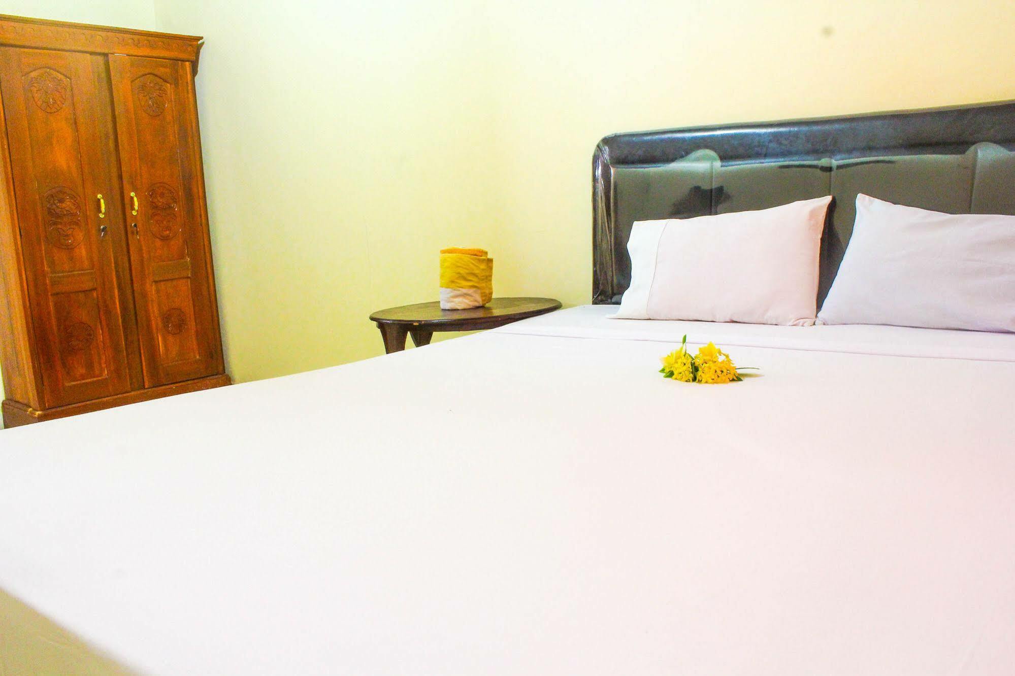 Lolo Beach Inn Legian Zewnętrze zdjęcie